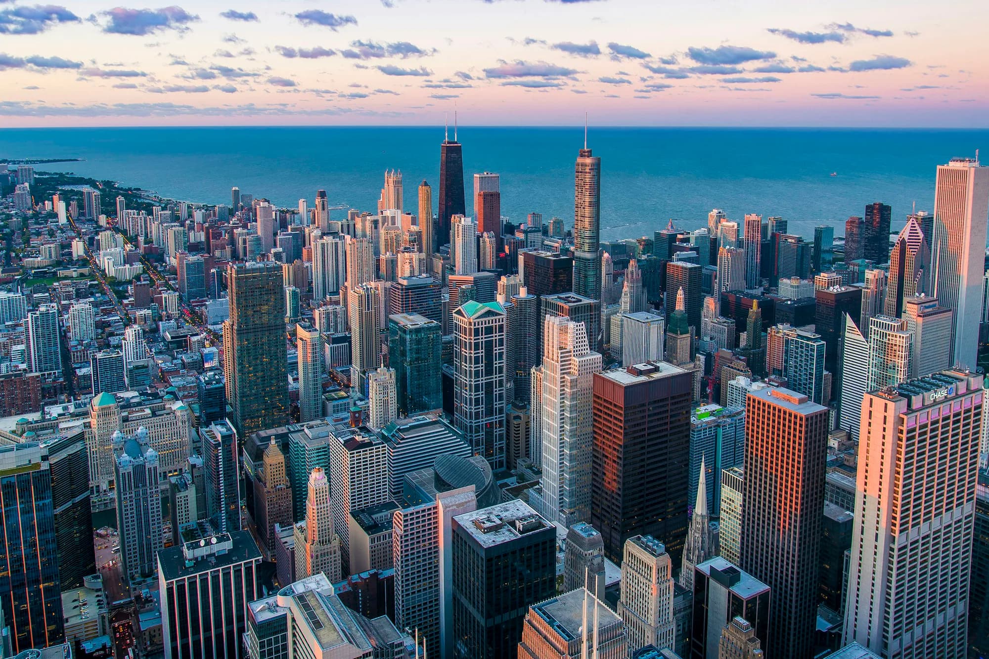Chicago, Illinois skyline along the Chicago River